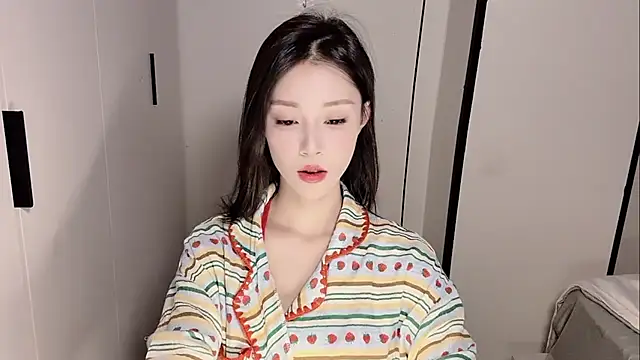 yuyu-33's cam snapshot