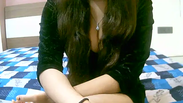 ragini_m_m_s's cam snapshot