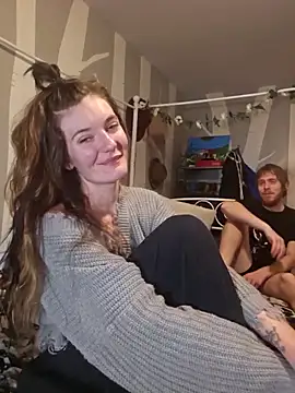 YourFavCanadianMILF's cam snapshot