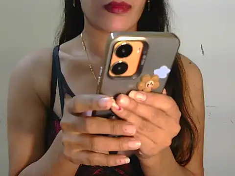 strip_ranii's cam snapshot