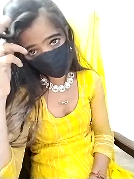 Cute-Naavya's cam snapshot