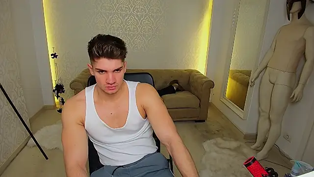 MaxKaiden's cam snapshot