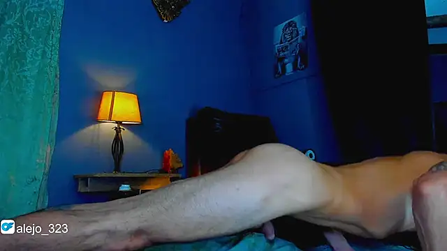 alejo__323__'s cam snapshot