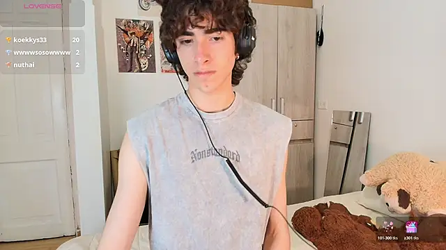 Nude_Boy18's cam snapshot