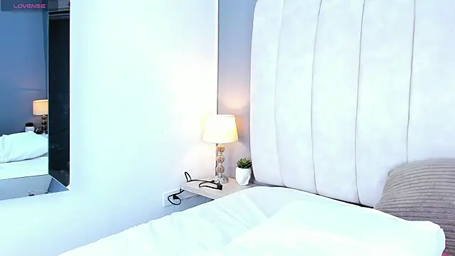 ScarletStarr's cam snapshot