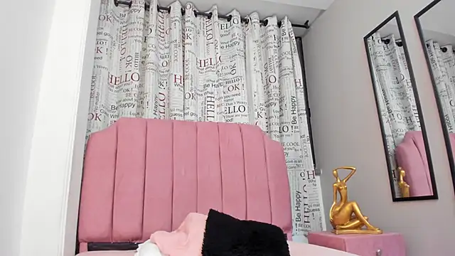 Veronica_Mae's cam snapshot