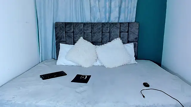 Nicolas_Torres_'s cam snapshot