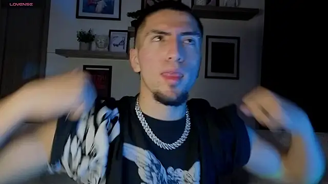 AresMassimoX's cam snapshot