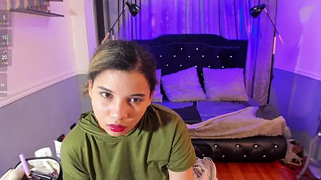 Mayaa_ross's web cam