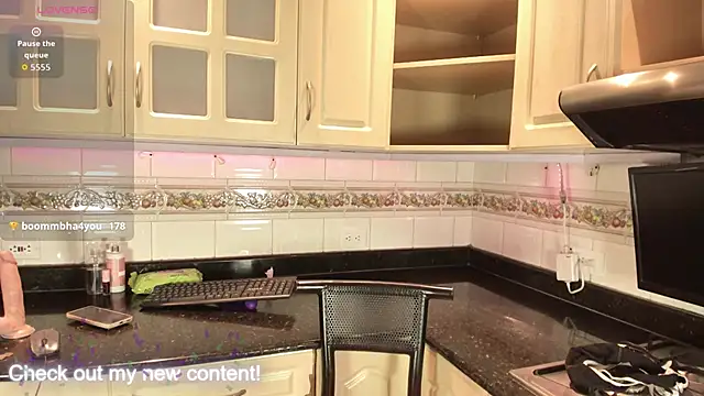 HatsaJones's cam snapshot