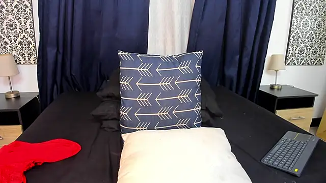 Malaika_Toure's cam snapshot