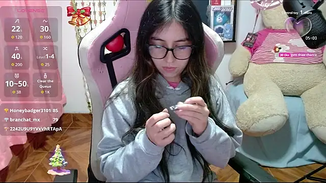 Maggie_Fox3's cam snapshot