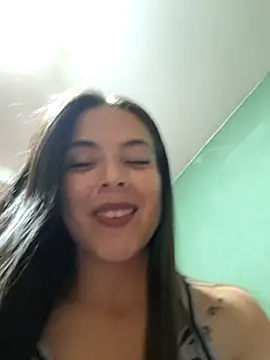 EmmaValencia_ live sex cam