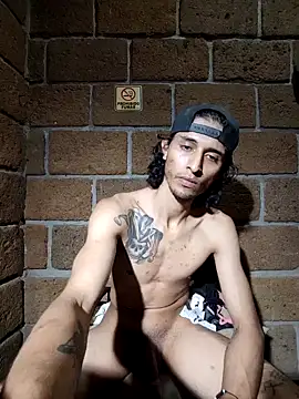 Pitudo20cmm live sex cam