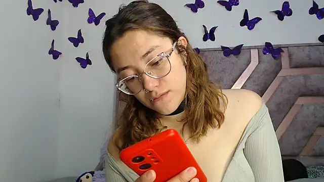 Anny-Fox's cam snapshot