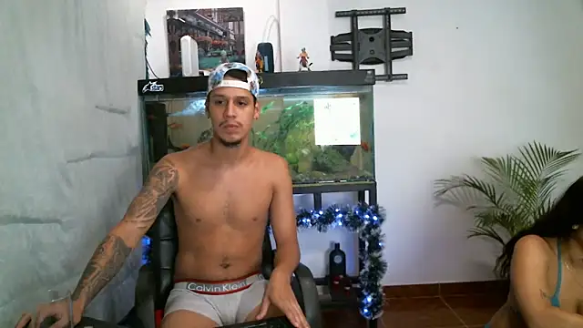 JacobandChloee live sex cam