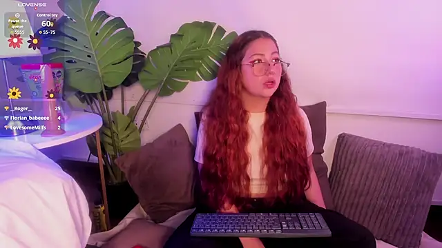 Nicolle_Evanss_'s cam snapshot