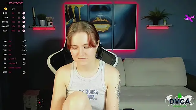 Roxy_foxi's cam snapshot