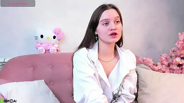 Renesmy_Black's cam snapshot