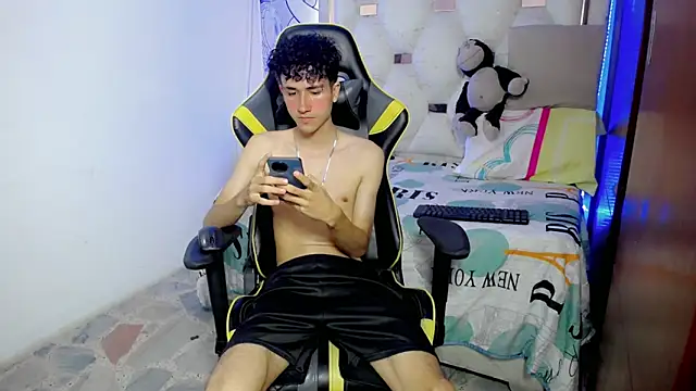 johnny_cagee's cam snapshot