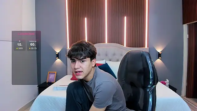 Tommy18__'s cam snapshot