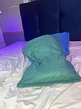 Leo_Savage_'s cam snapshot