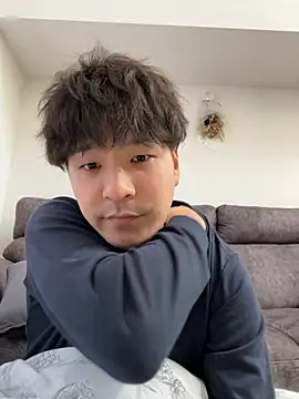 yuuki8910 live sex cam