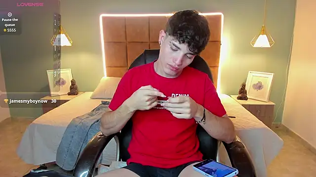 AlejooTwink live sex cam