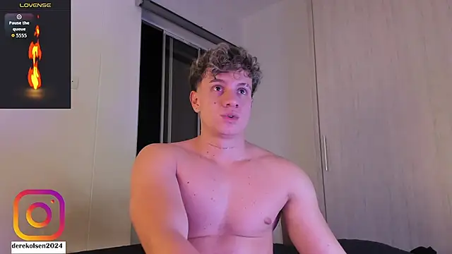 DerekOlsen live sex cam