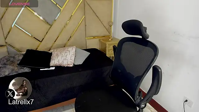 Latrellx7 live sex cam