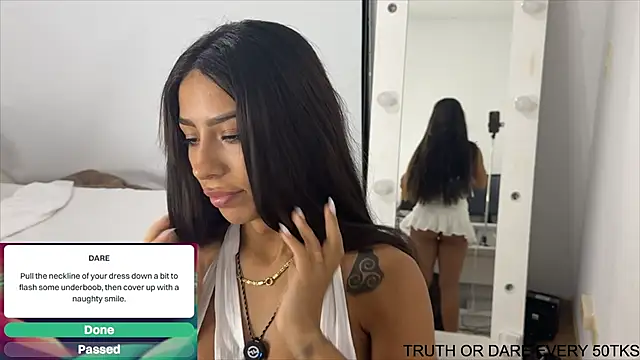 julia_mendes live sex cam