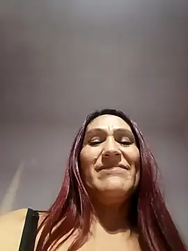 Naomi_Redd live sex cam