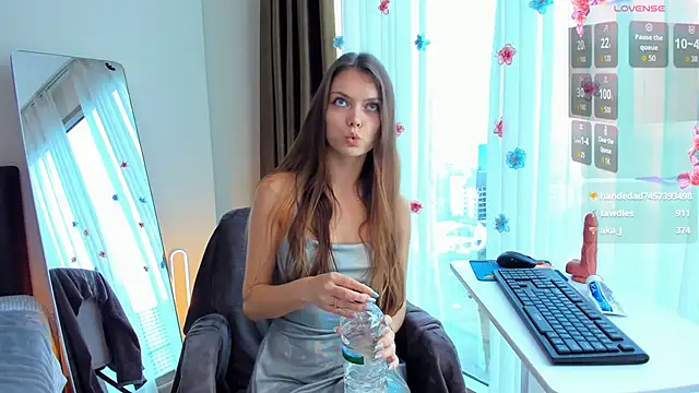 Alice_neon live sex cam