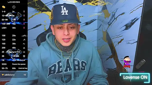 Kevin22_222 live sex cam