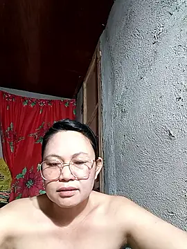 Everleigh_mom live sex cam