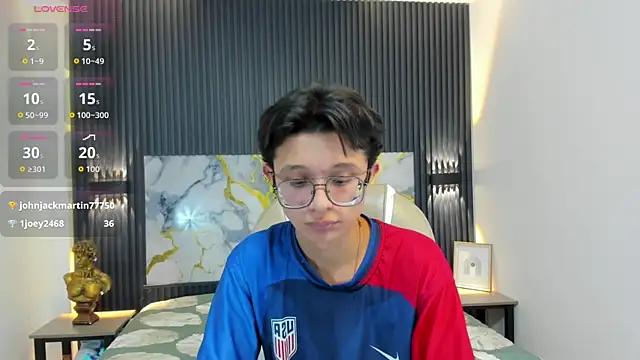 SantiagoRusso18 live sex cam