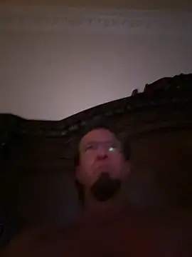 sluttydylan live sex cam