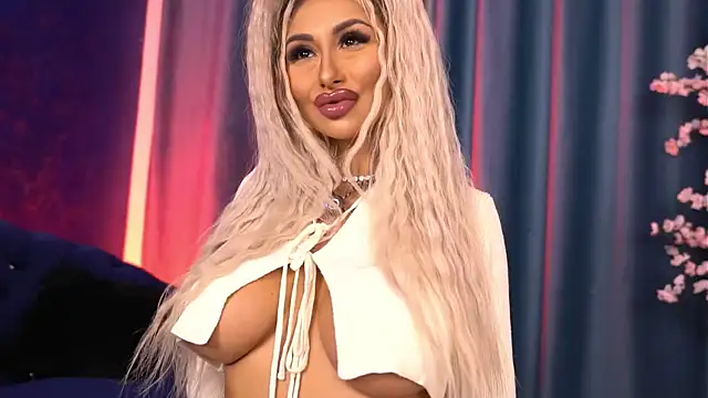 GoldenAmber live sex cam