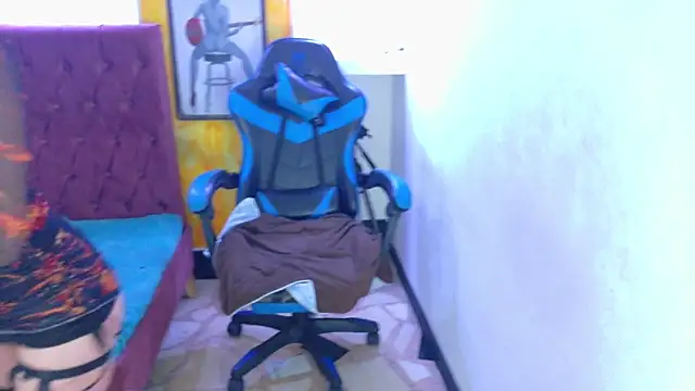 _Emmaa_Harper live sex cam