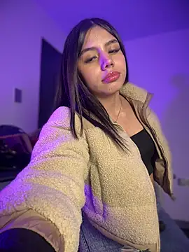 Laura-Khalifa live sex cam
