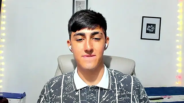 babymaik live sex cam