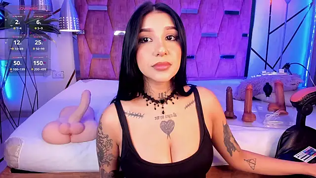 Leiaa_'s Stripchat show and profile