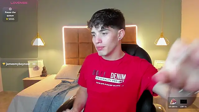 AlejooTwink live sex cam