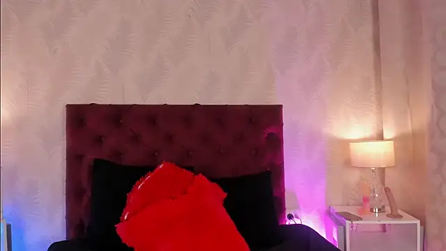 laura_bassi's cam snapshot