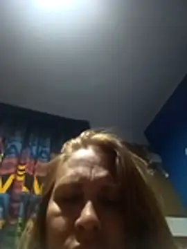 Tatitahot69's web cam