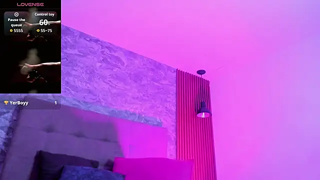 Alice_Owenn's cam snapshot