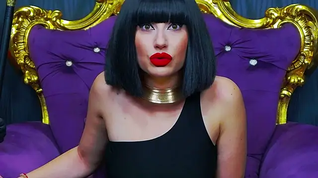 LaraMaeve's cam snapshot