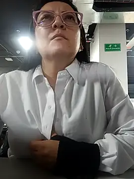 Monserratizzy's cam snapshot