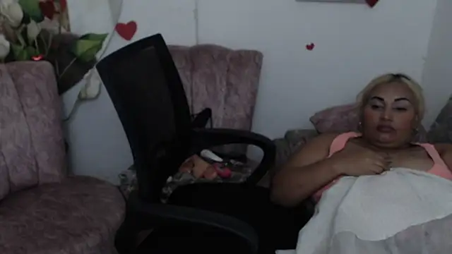 laleska_montenegro's cam snapshot