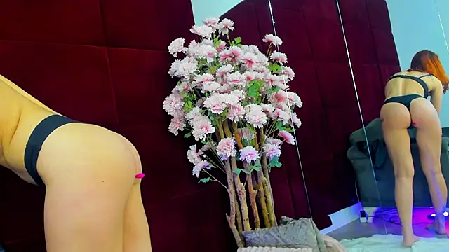 CollegeGirlX69's cam snapshot